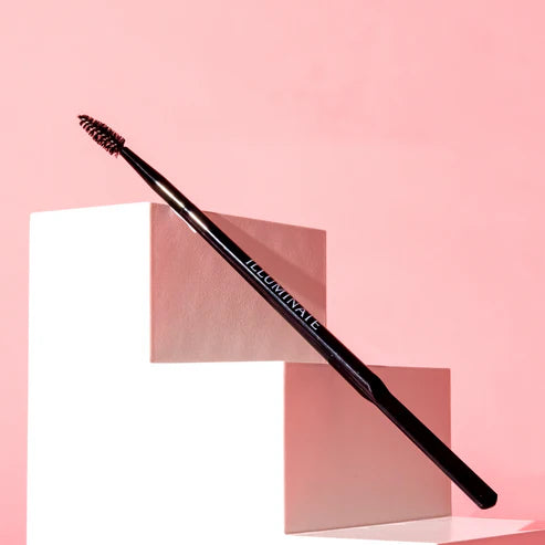 Illuminate by Shauna  Bold Brow Applicatior