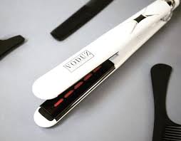 VODUZ INFARED TECHNOLGY HAIR STRAIGHTENER BLACK